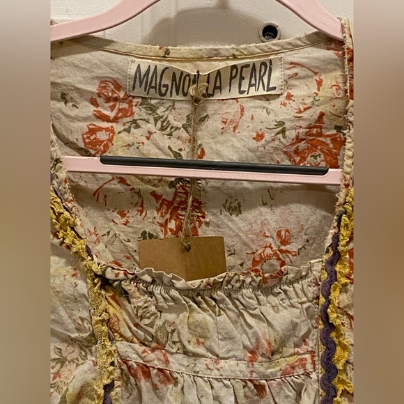 Magnolia Pearl Millie Jo Blouse - Picture 2 of 13